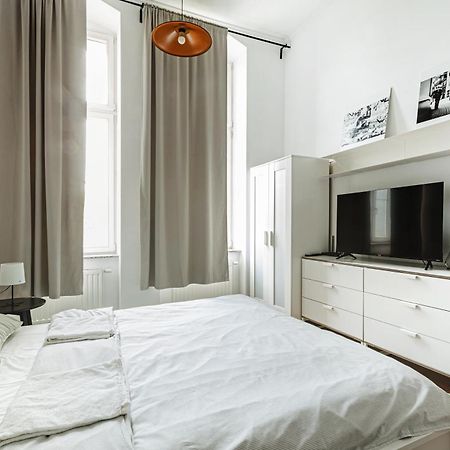 Komfortowy Apartament W Samym Centrum Wroclawia Apartment Luaran gambar